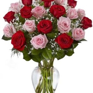 Ramo de rosas rojas y rosadas